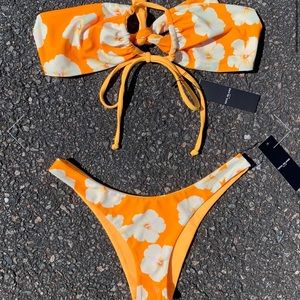 Brand new VAYA ISLAND Reversible set - Marley Top & Cove bottoms